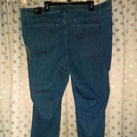 Skinny 👖 24 - Picture 3 of 10